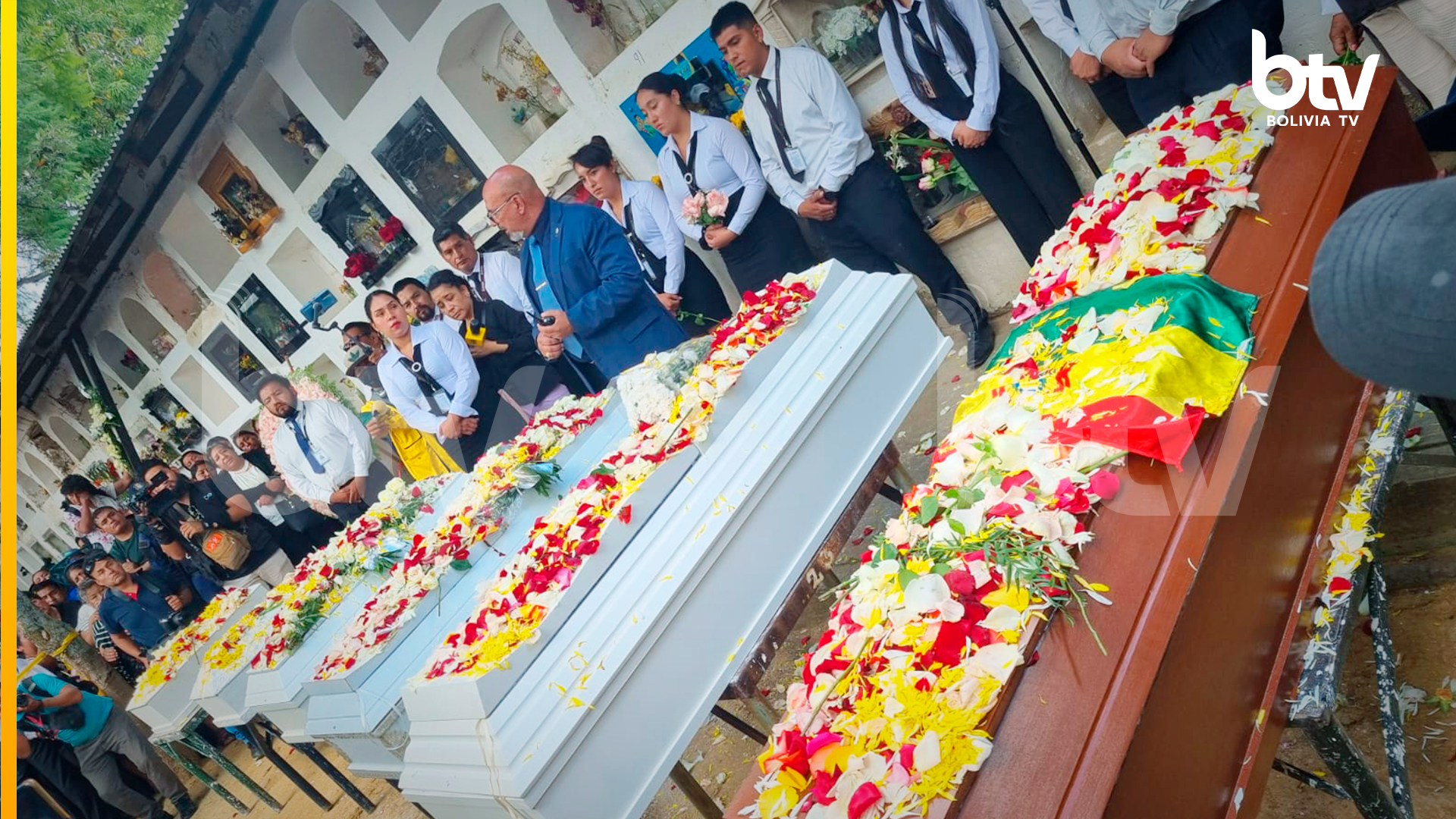 Madre y sus cinco hijos fueron sepultados juntos en Cochabamba