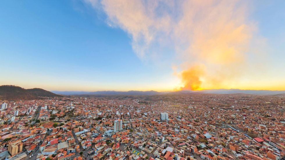 Sucre: Tres incendios de magnitud golpean a poblaciones rurales